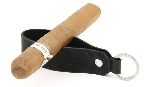 adorini sigar og pipe støtte nøkkelring i svart skinn limited edition