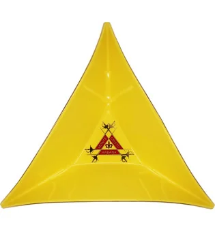 Montecristo askebeger, Tricornio